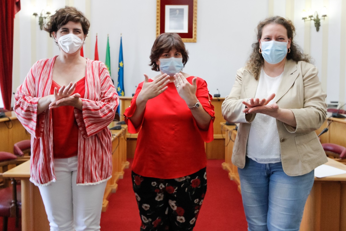 Acto en Salón de Plenos
