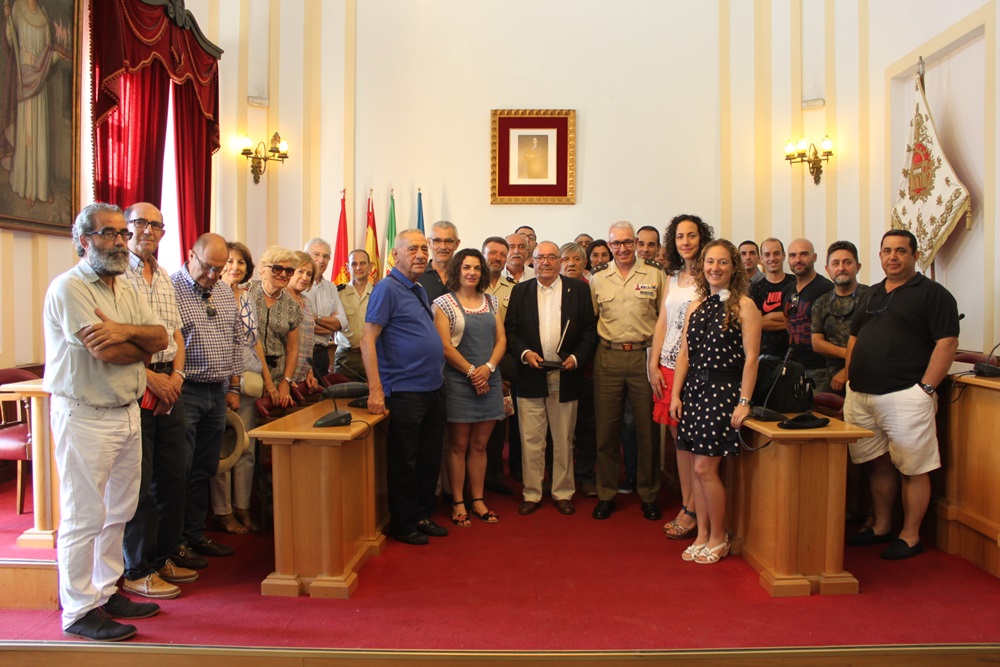 Foto familia conferencia
