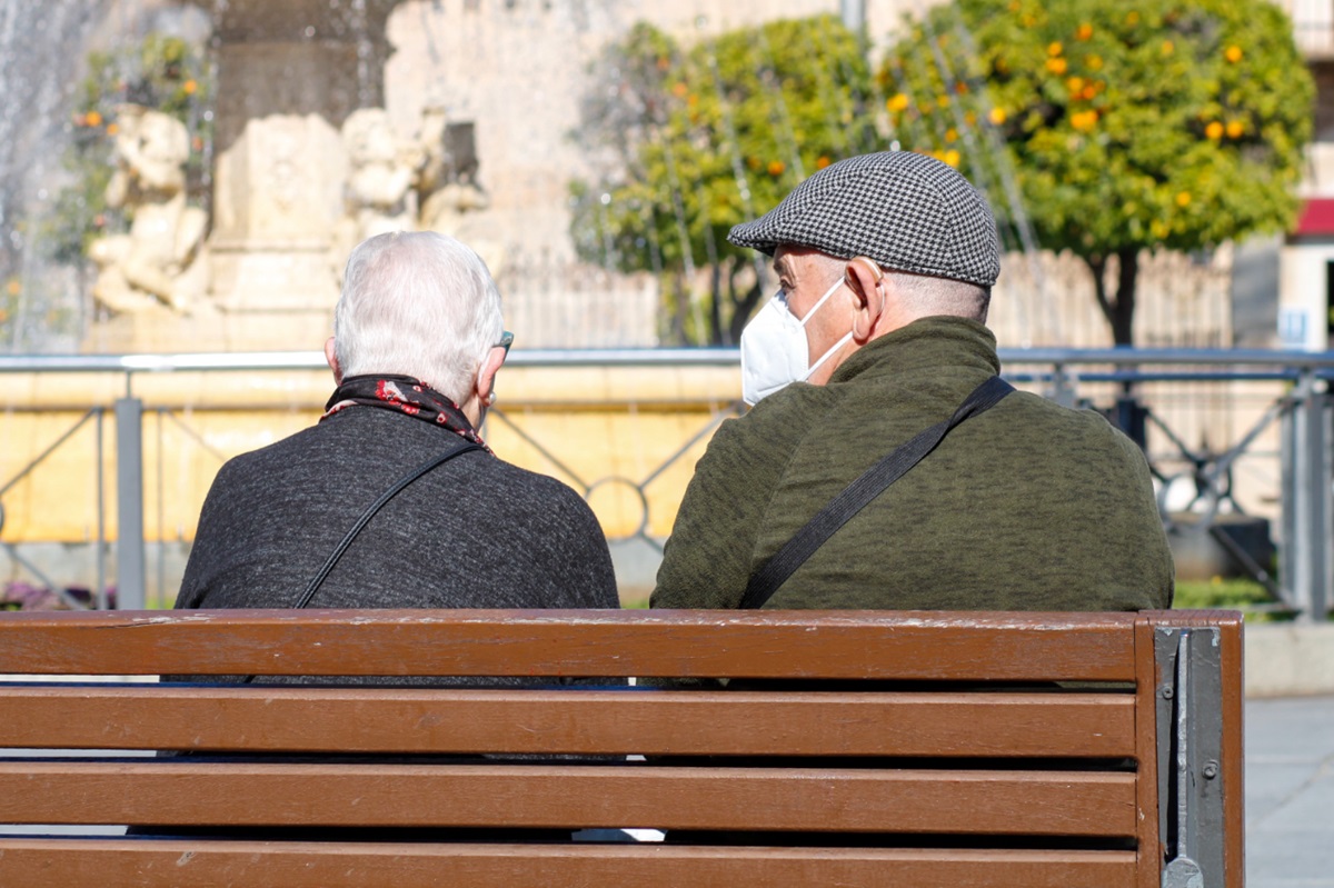Mayores en Plaza de España