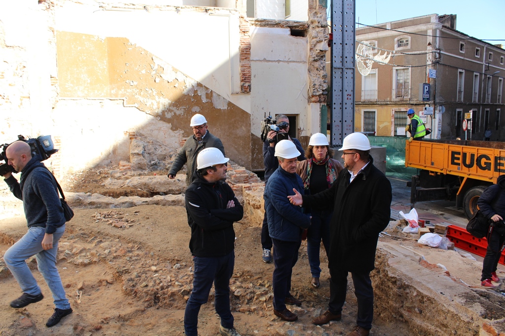 Rodríguez-Osuna-visita-obras-María-Luisa-2