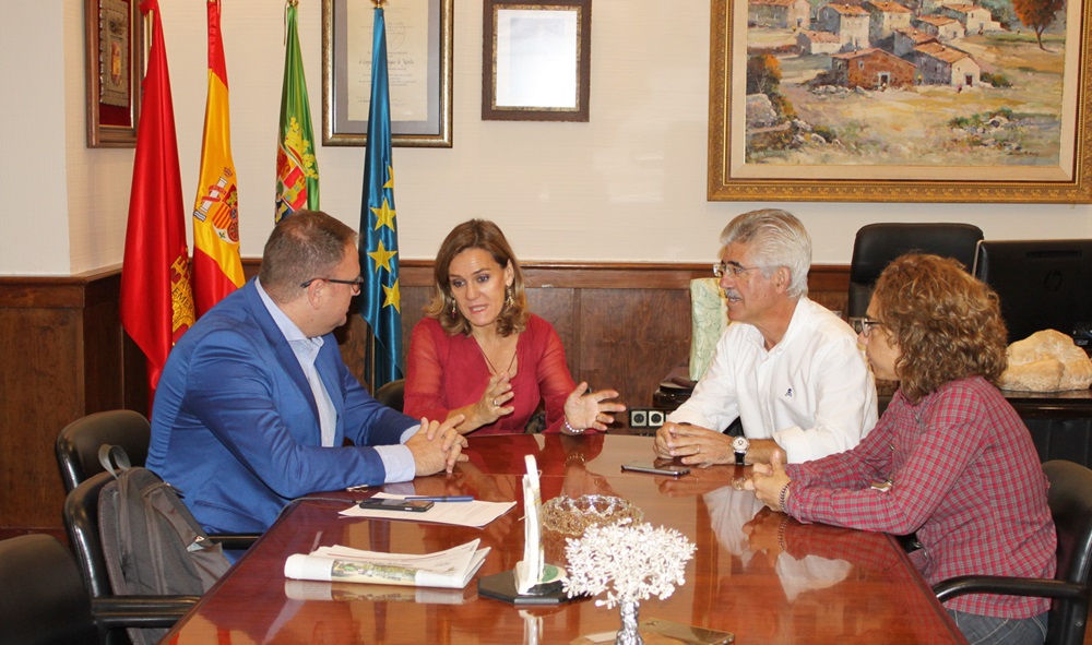 recepción directora uned