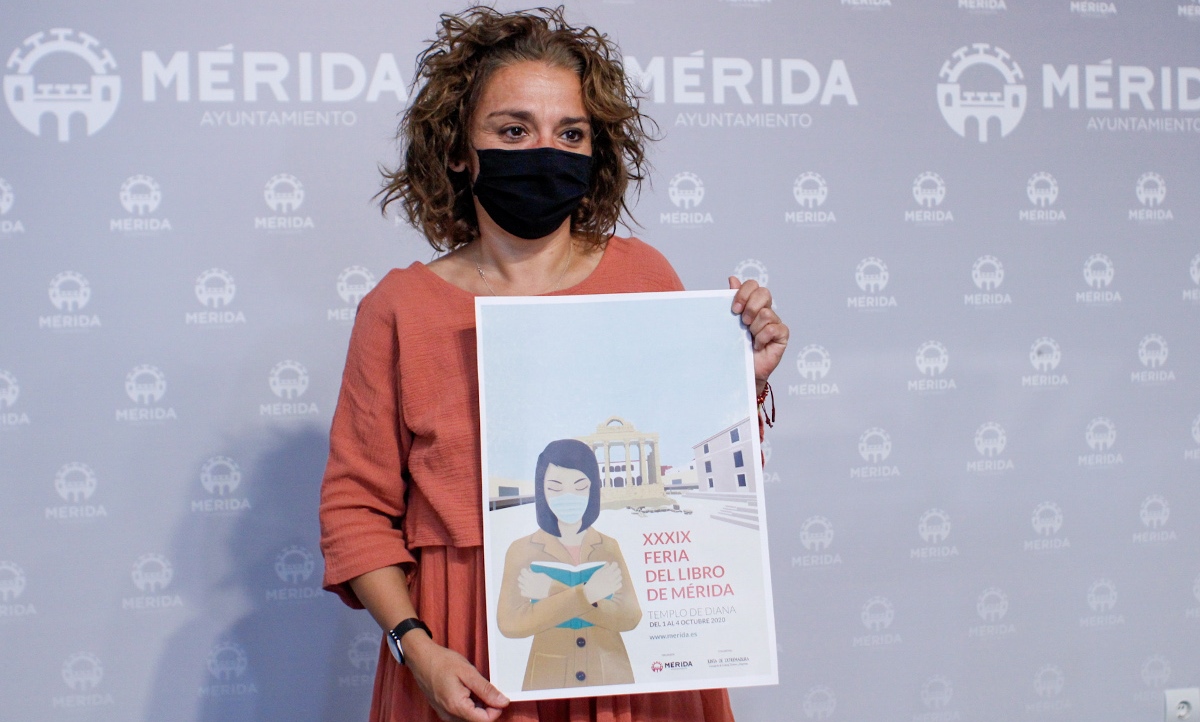 Silvia Fernández, delegada de Cultura, durante la presentación