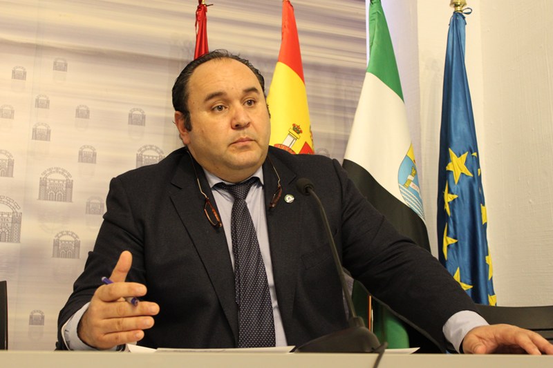 Fernando Molina en la rueda de prensa de hoy