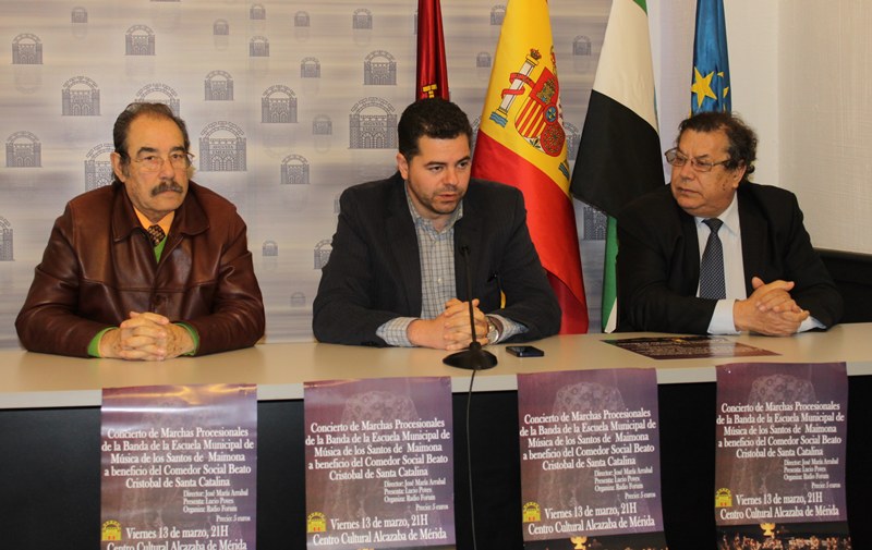 El delegado de Festejos y organizadores