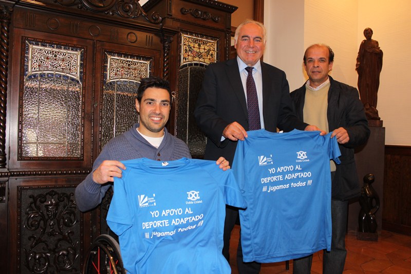 Un convenio promocionará el deporte como medio de integración de personas con discapacidad
