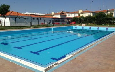 El gasto en material y mano de obra para la apertura de las piscinas ha sido de 17.800 euros