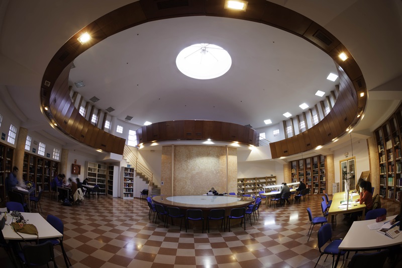 Sala lectura Biblioteca, febrero 2014 (2)