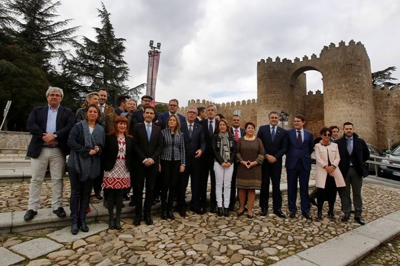 El alcalde asiste a la asamblea general del grupo de Ciudades Patrimonio en Ávila