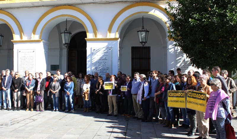 Ayuntamiento y Consejo Local de Mujeres convocan un minuto de silencio por las víctimas de violencia machista