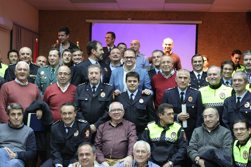 La Policía Local celebra su día con un reconocimiento a jubilados y policías con 25 años de servicio