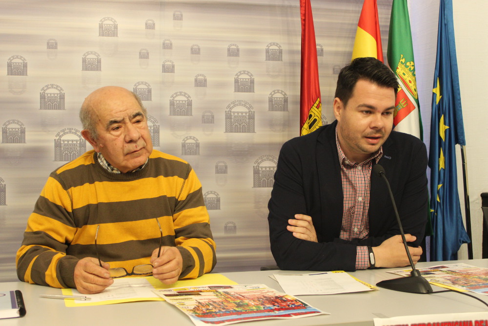 El delegado de Deportes con el organizador de la prueba ciclista