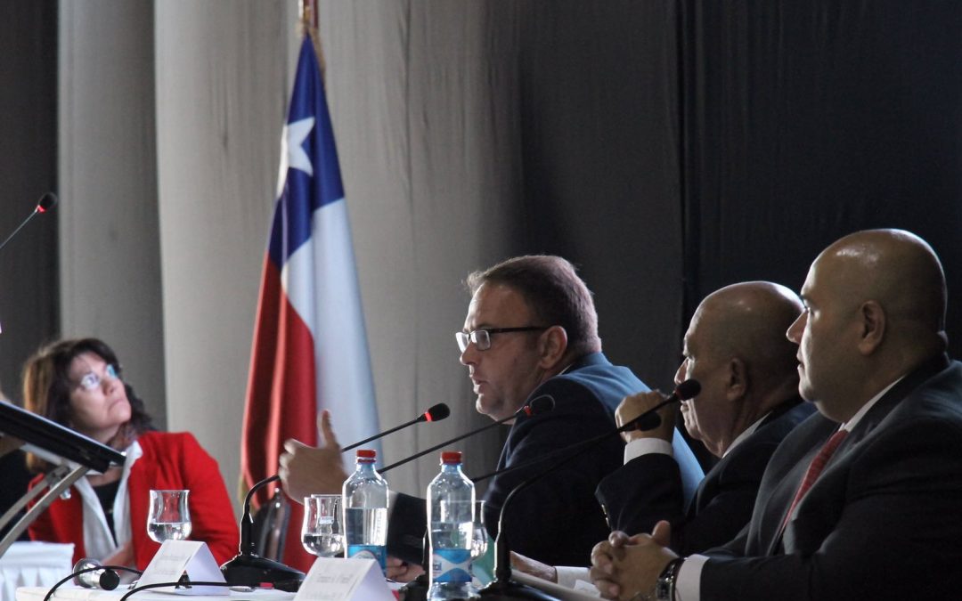 El alcalde  destaca la importancia de las ciudades en la atención y acogida de las personas refugiadas