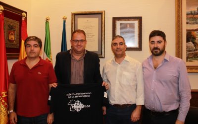El alcalde recibe al club de ajedrez Ajoblanco, Subcampeón de España de División de Honor