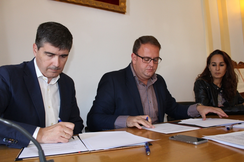 Convenio de colaboración para el mantenimiento del Centro de Transeúntes Padre Cristóbal, dotado con 24.000 euros