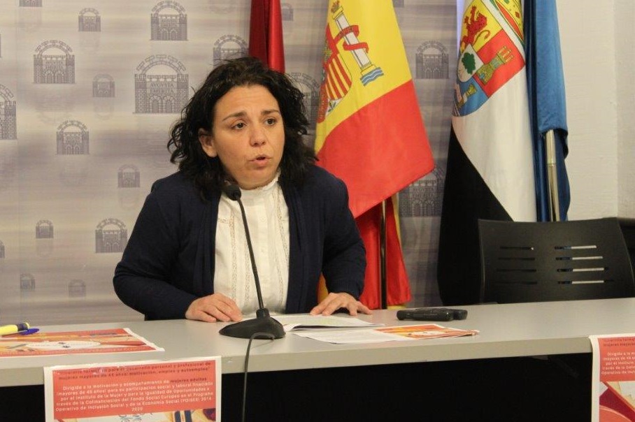 Silvia Fernández, delegada