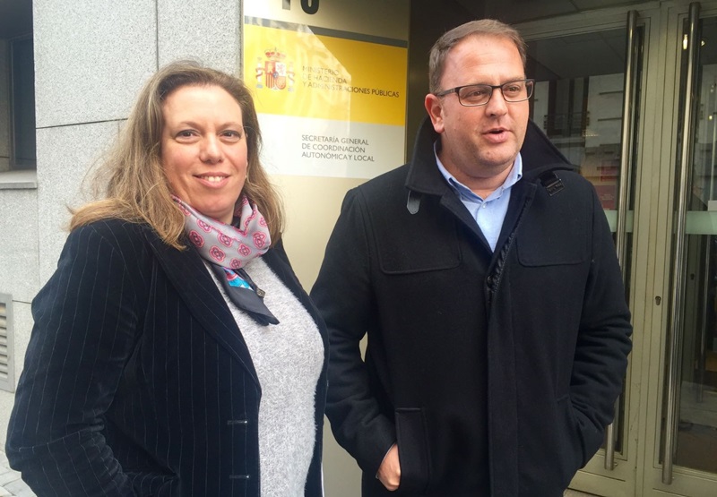 El alcalde y la portavoz en el Ministerio