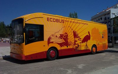 El Ecobús inicia hoy sus visitas con motivo del mes de las aves, en el colegio San Luis