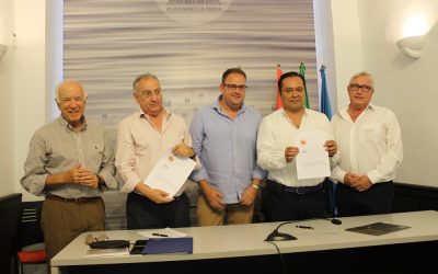 La Universidad del Sur, de México, firma un convenio con los empresarios de las Méridas del Mundo para su implantación en la ciudad