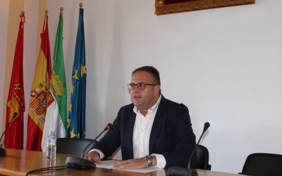 El alcalde destaca que en dos años de gobierno se ha conseguido asentar “el modelo de ciudad que queremos para Mérida»