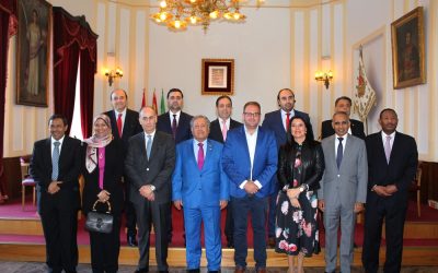 El alcalde recibe a embajadores del Consejo de los Países Árabes