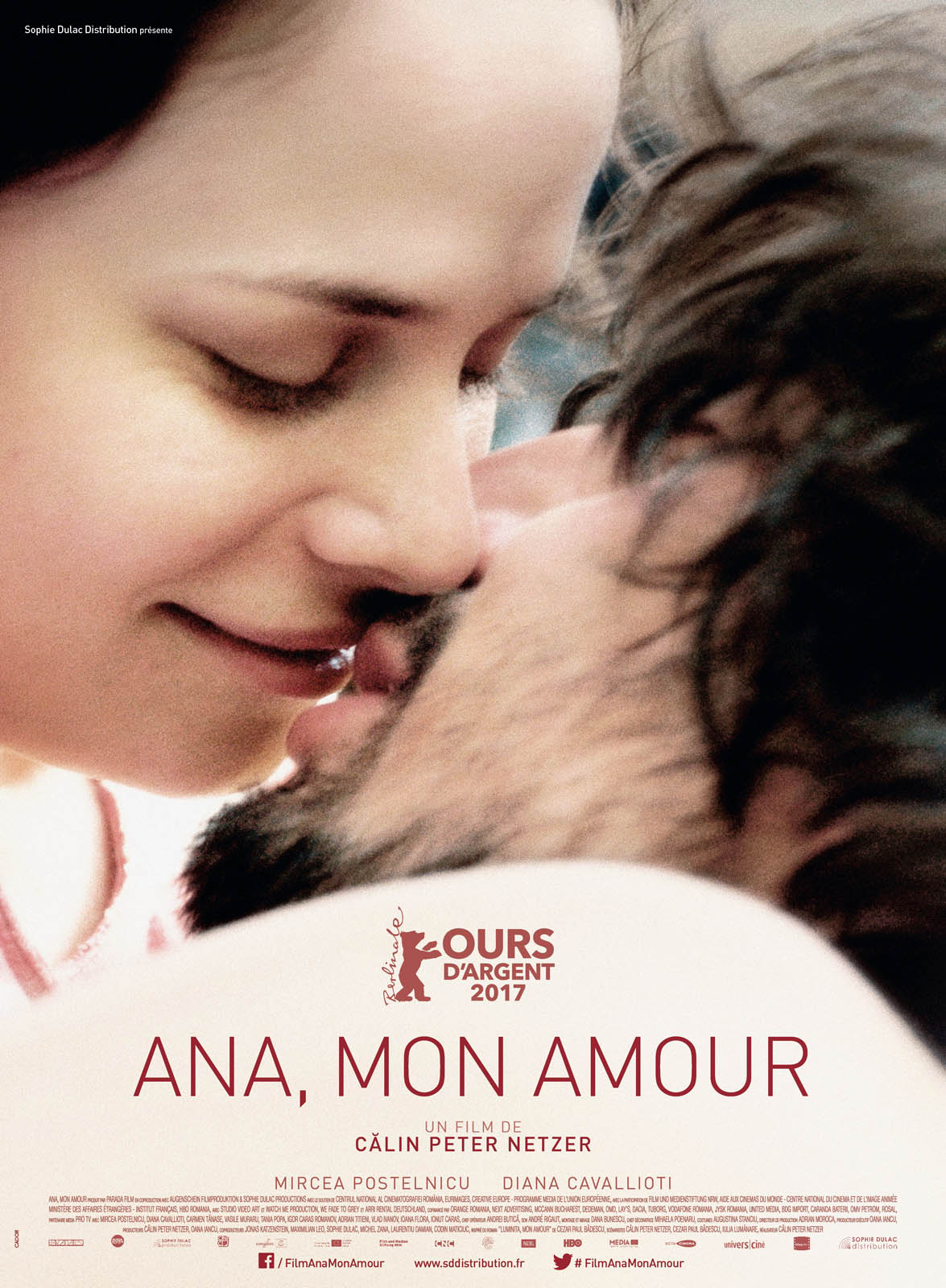 ana-mom-amour-cartel