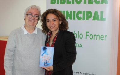 La escritora Carmen Artaloytia presenta su tercera novela “Las raíces ocultas de la vida”
