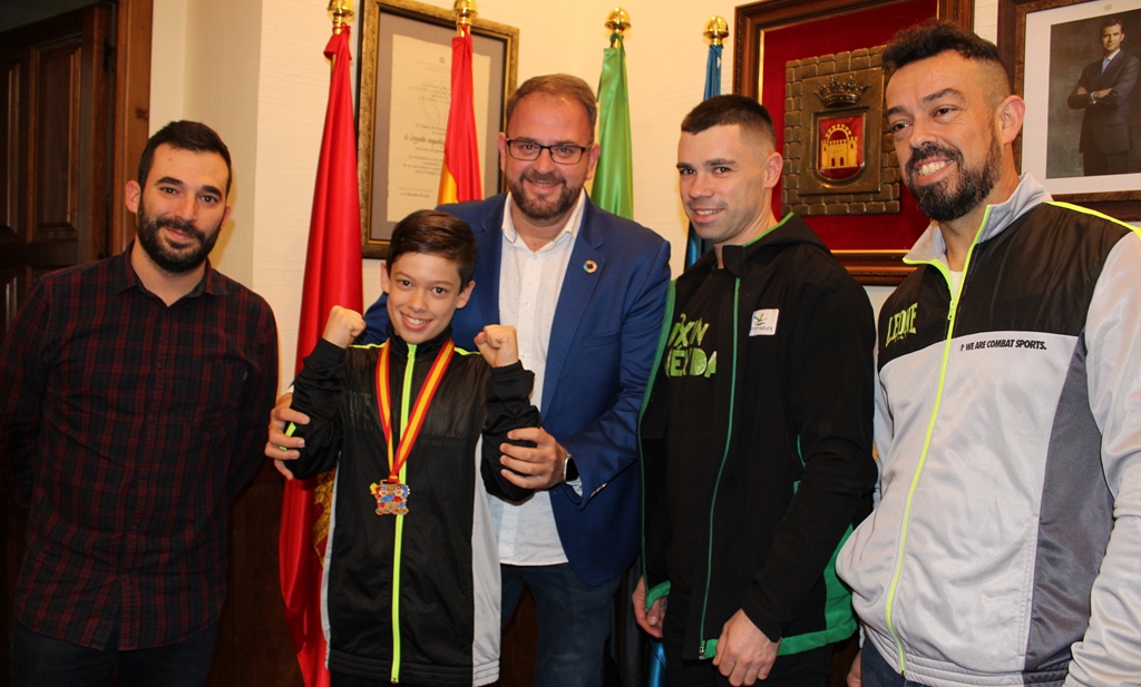 El boxeador emeritense, Hugo Bravo, medalla de plata en los campeonatos de Boxeo en edad escolar