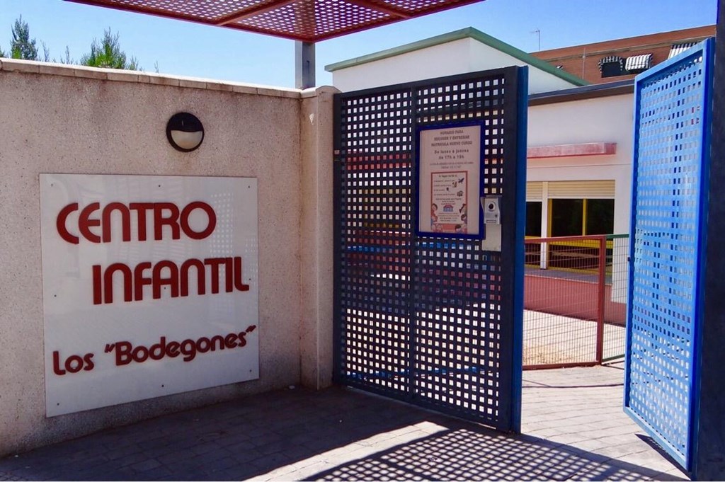 El Ayuntamiento y la Junta tramitan la prórroga por diez años más la cesión de la Escuela Infantil de Los Bodegones
