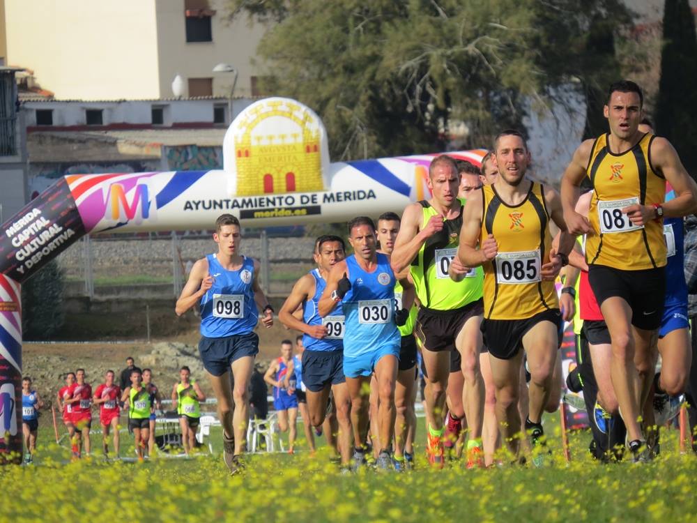 Los participantes en el 58 Campeonato Militar de Campo a Través entrenarán hoy en el Circo Romano