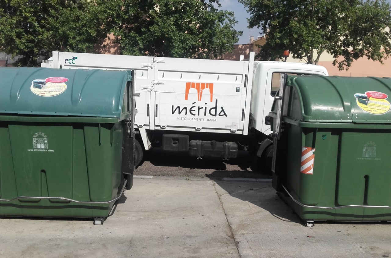 El servicio de recogida de basuras se adelanta a las 17 horas los días 24 y 31 de diciembre