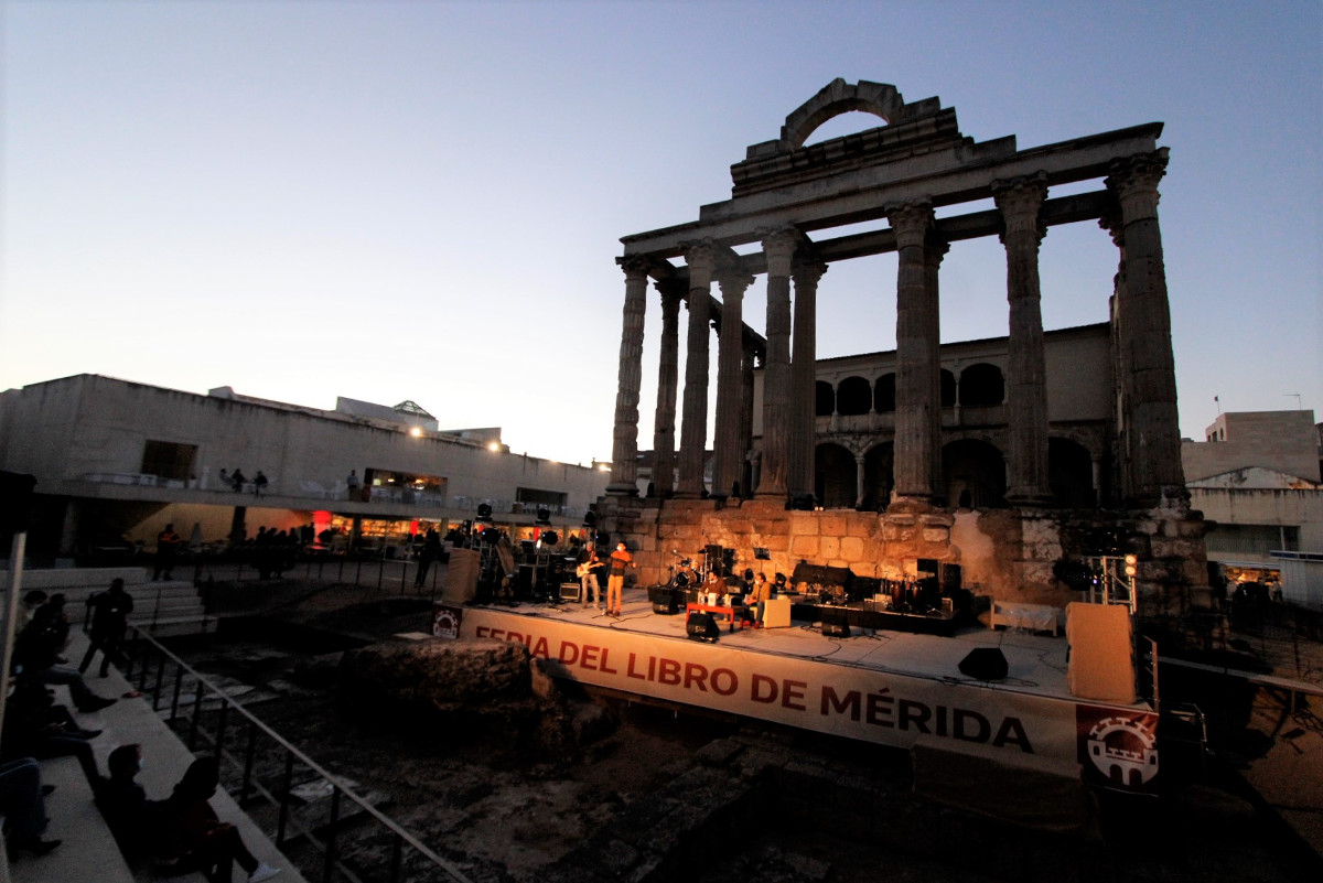 Feria del Libro escenario Templo Diana