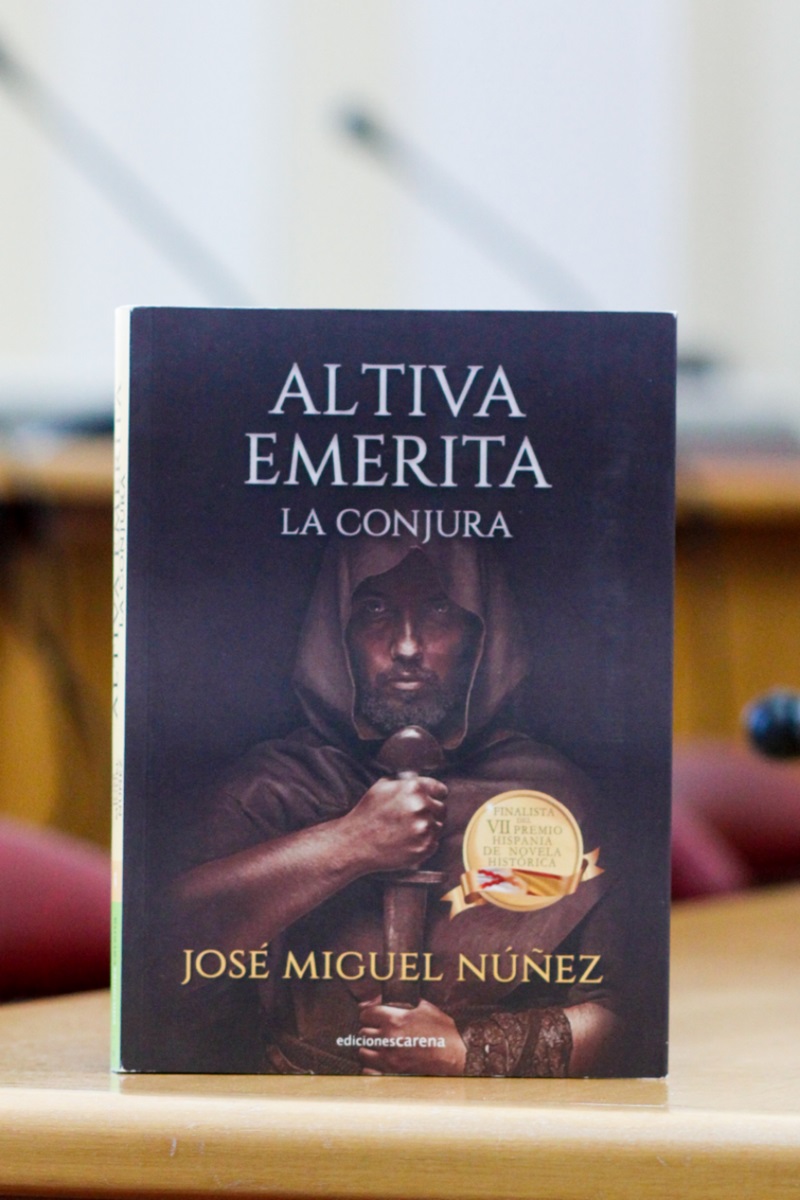 Portada libro Altiva Emerita