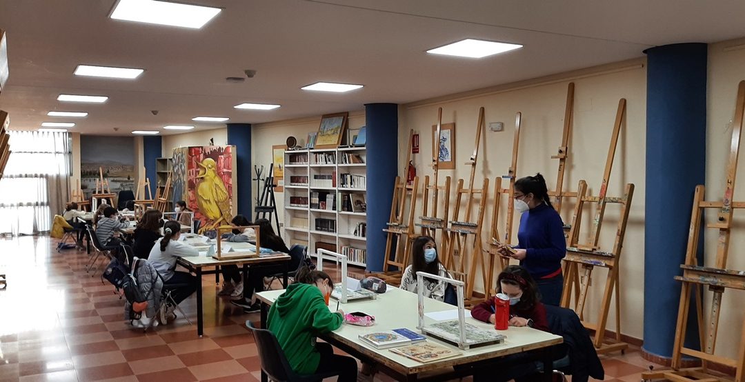 Los talleres de pintura e ilustración se inician con dos grupos de alumnos