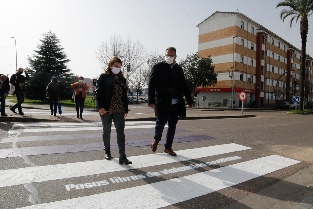 Pasos de peatones TERRITORIO DE IGUALDAD (1)