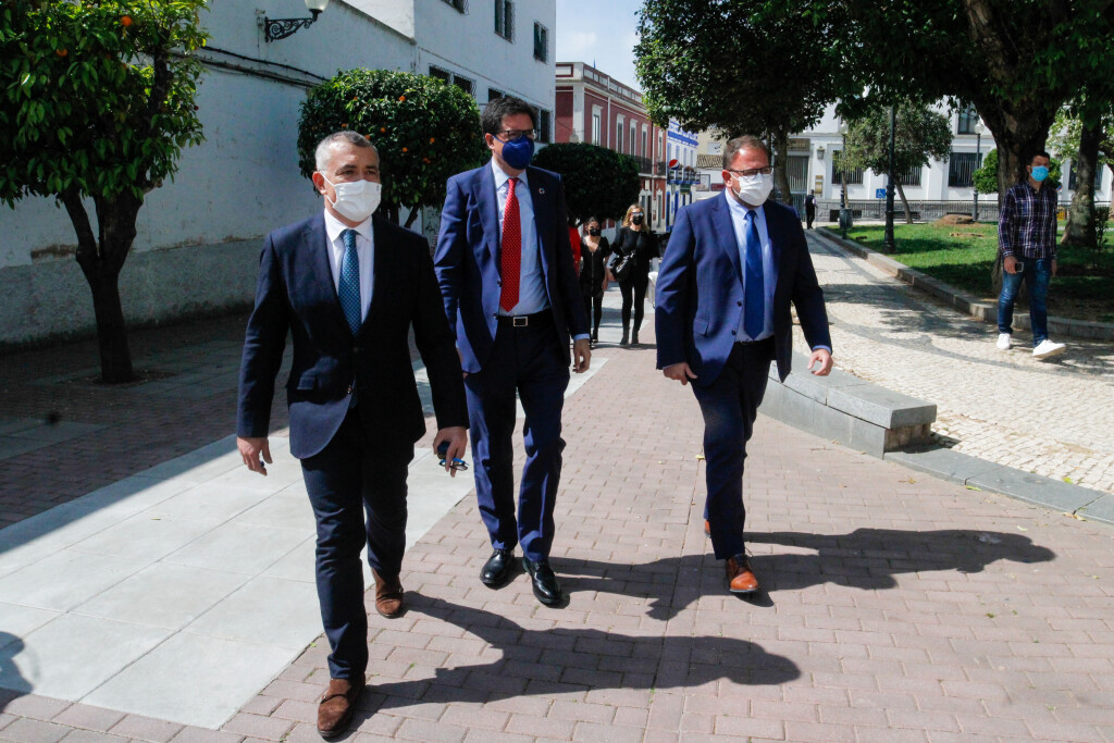 firma convenio paradores (5)