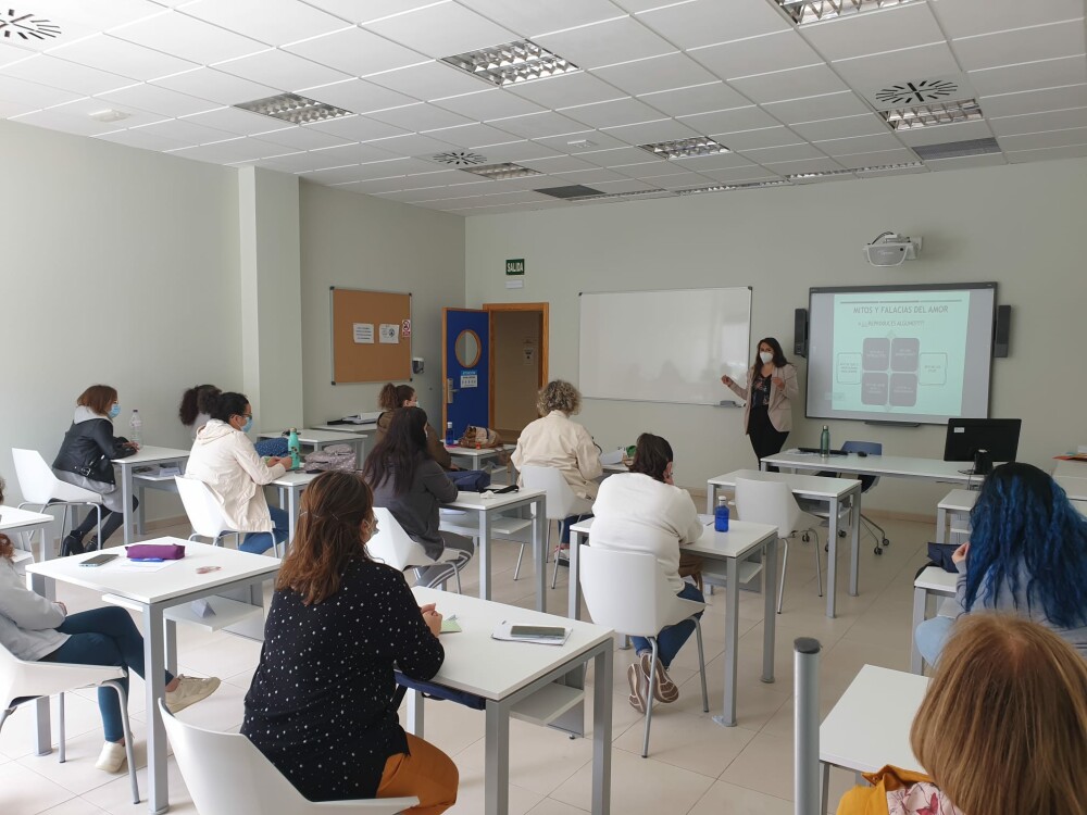 Taller de igualdad a alumnadod e la Escuerla de Hosteleria