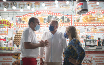 El alcalde destaca, en la inauguración de la Feria, la labor de los comerciantes que “han hecho el esfuerzo de sostener el empleo en la ciudad”