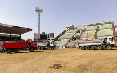 Continúan a buen ritmo los trabajos de renovación del césped del Estadio Romano José Fouto