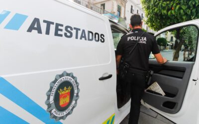 Agentes de la Policía Local detienen al presunto autor de un robo con fuerza en la Calle Constantino