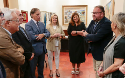 Rodríguez Osuna recibe a los participantes en el Encuentro de Gestores de Patrimonio Mundial que se celebra en Mérida