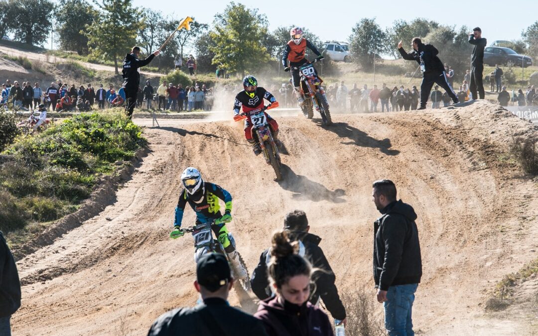 El campeonato de Extremadura de Motocross se celebra el domingo en el circuito municipal de Royanejos