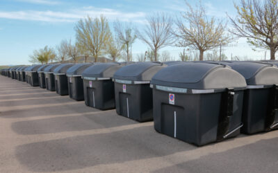 Hoy comienza la instalación de los 1.200 nuevos contenedores de residuos, adquiridos por el Ayuntamiento, en todas las barriadas de la ciudad