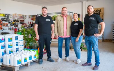 El alcalde visita tres nuevos negocios, uno de nutrición animal y dos de hostelería en Mérida