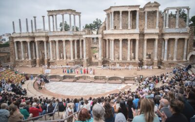 Más de 600 alumnos de los centros educativos de la ciudad clausuran, hoy y mañana, el programa “La Escuela adopta un monumento” en el Teatro Romano