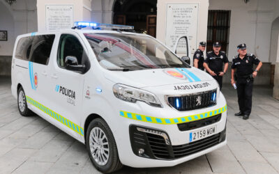 El Ayuntamiento adquiere un nuevo vehículo furgoneta de 9 plazas para la Policía Local