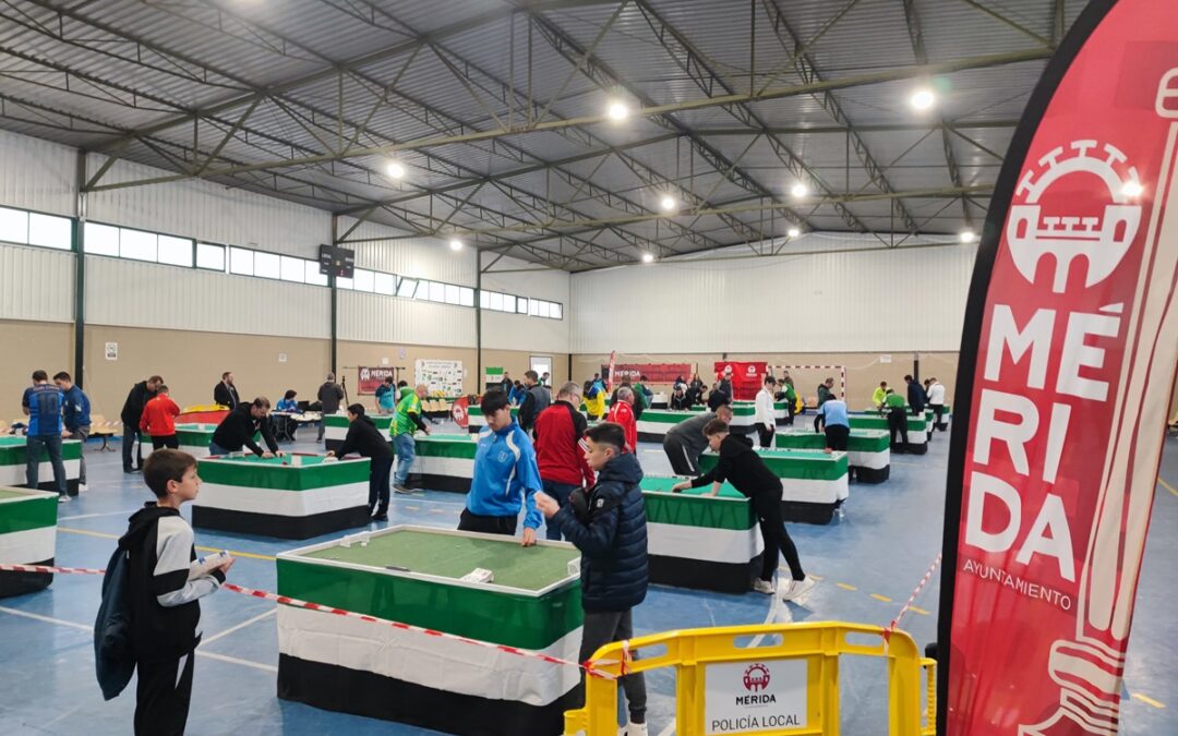 El próximo fin de semana se celebra el Open de Futbolchapas “Ciudad de Mérida”, VII memorial “Isidoro Plaza”, en el polideportivo de Nueva Ciudad