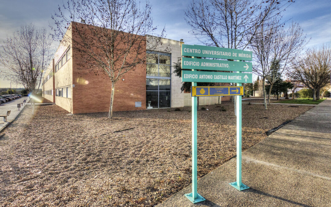 El ayuntamiento cede a la Junta una parcela de 3.150 metros cuadrados en el Centro Universitario de Mérida para crear la nueva sede del Parque Científico y Tecnológico de Extremadura