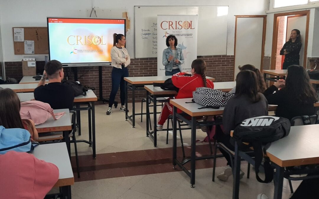 El programa CRISOL realiza una sesión informativa y un taller de orientación laboral con alumnos y alumnas de 4º E.S.O del I.E.S Extremadura