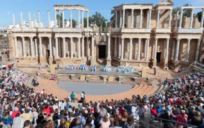 Más de 1.500 alumnos y alumnas de 11 centros educativos de la ciudad clausuran, hoy y mañana, el programa “La Escuela adopta un monumento” en el Teatro Romano