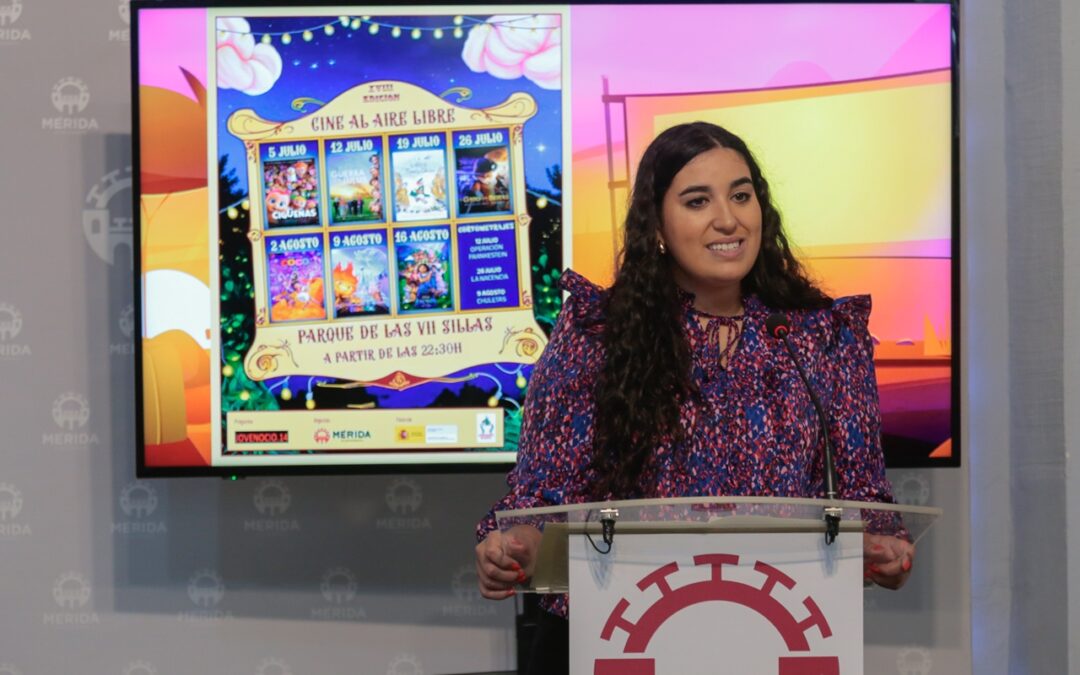 El Ciclo de Cine de Verano gratuito se iniciará el 5 de julio en el Parque de las Siete Sillas e incluirá la proyección de cortos extremeños